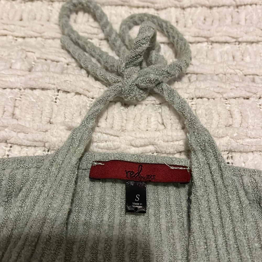 NWOT Ribbed Layered Halter Neck Top - Picture 2 of 4
